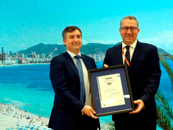 Benidorm, destino certificado con el sello Compromiso con las Personas Mayores